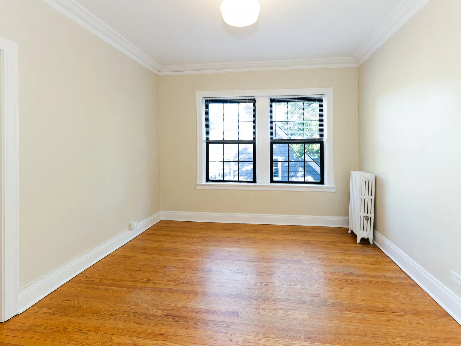 2 bed, 1165 sqft, $2,250 — Photo 3