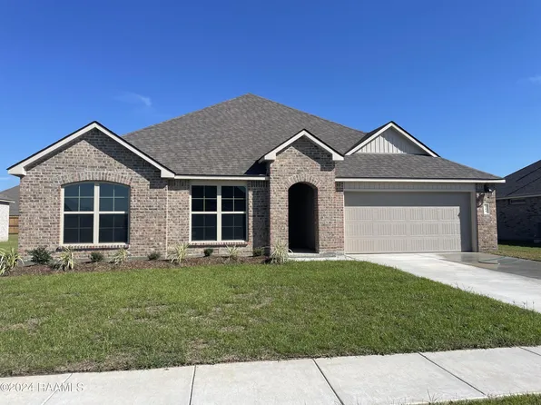 404 Dulworth Ct, Breaux Bridge, LA 70517