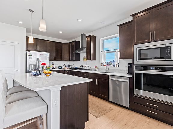 5th image of 2813 Briargate Dr