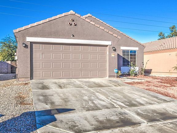 2nd image of 1422 S 106th Ln
