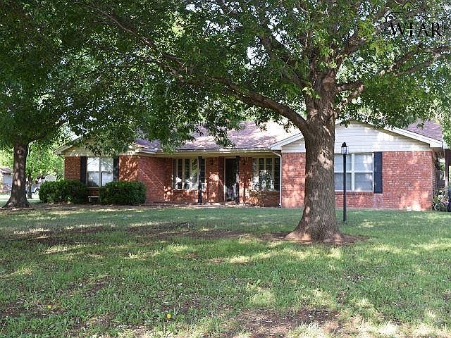 1st image of 224 Cindy Ln