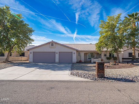 2nd image of 2534 Tanglewood Dr