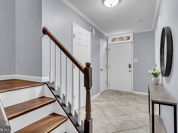 4th image of 4004 Windsor Heights Pl