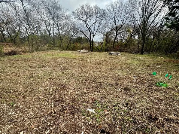 230 Water Crest Ln, Glenn Heights, TX 75154