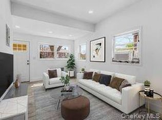 2152 48th St, Long Island City, NY 11105