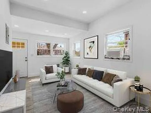 21-52 48th Street, Astoria, NY 11105