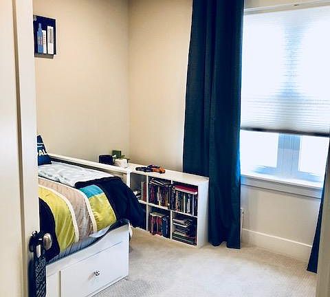 4th floor bedroom