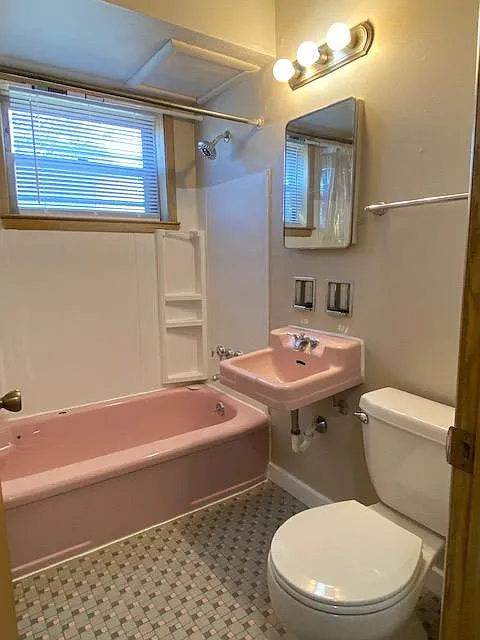1 bed, 600 sqft, $895 — Photo 3