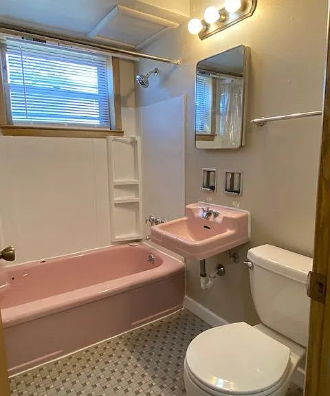 3805 N 76th St #2 — Photo 3