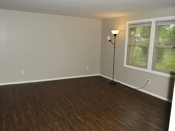 4th image of 6625 Bellefield Dr