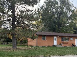 627 Poplar Dr, Colstrip, MT 59323