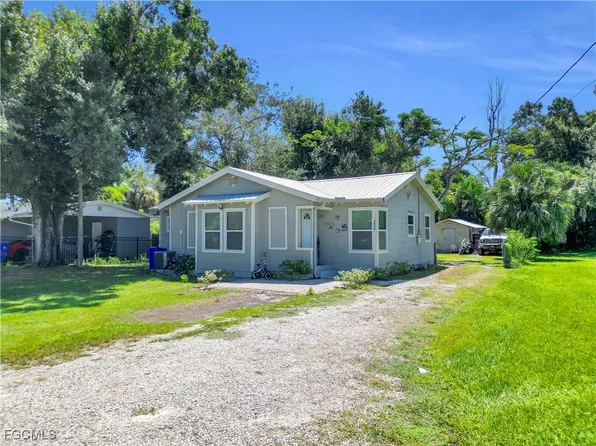 3808 Seminole Ave, Fort Myers, FL 33916