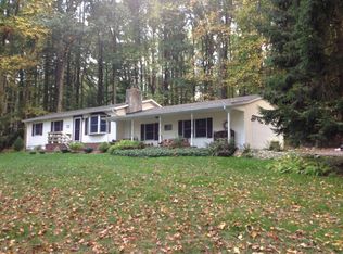 6 Deerpath Rd, Califon, NJ 07830