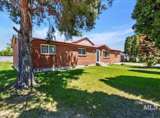 1710 20th St, Heyburn, ID 83336