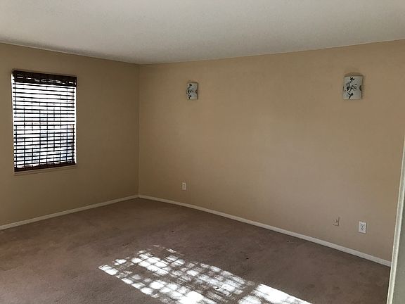 2nd image of 8183 Sutton Pl N