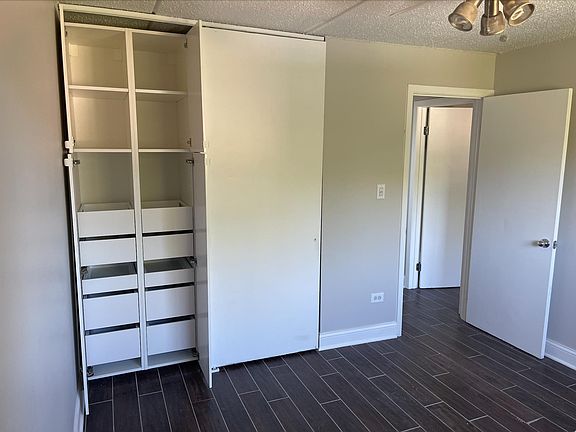 5th image of 724 Warren Ave APT 304