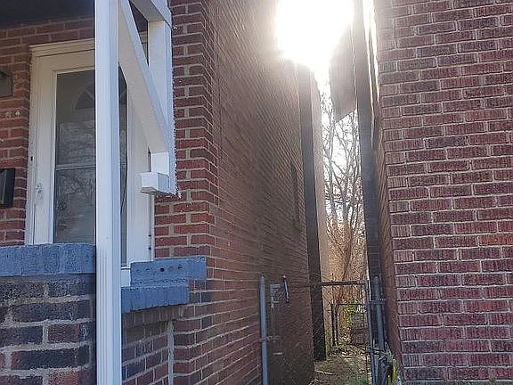 4th image of 5874 Highland Ave