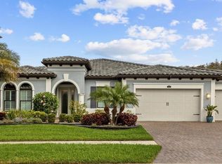 28500 Picana Ln, Wesley Chapel, FL 33543