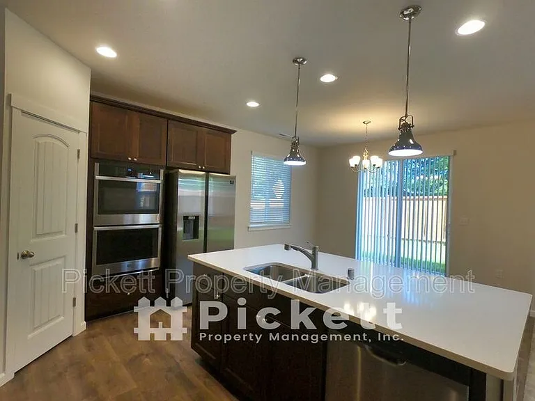 4222 Andasio Loop SE — Photo 10