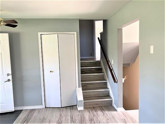 4th image of 3894 Mount Royal Dr