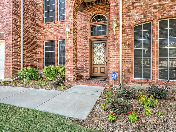 5th image of 114 Monticello Dr