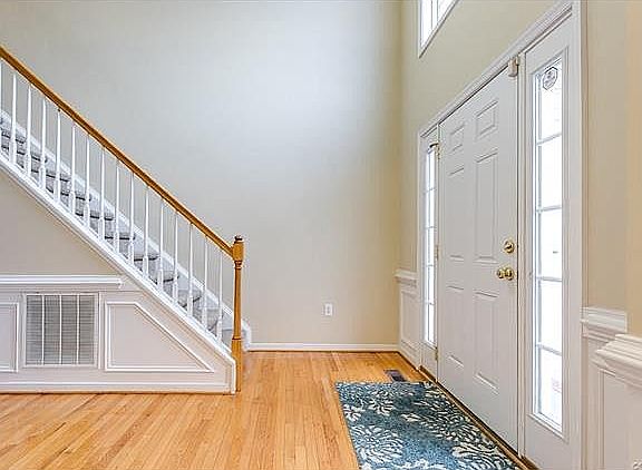 2nd image of 10604 Runnymeade Dr