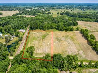 Sanford Rd #B, Howell, MI 48855