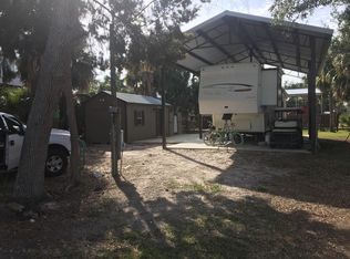 80 7th Ave E, Horseshoe Beach, FL 32648