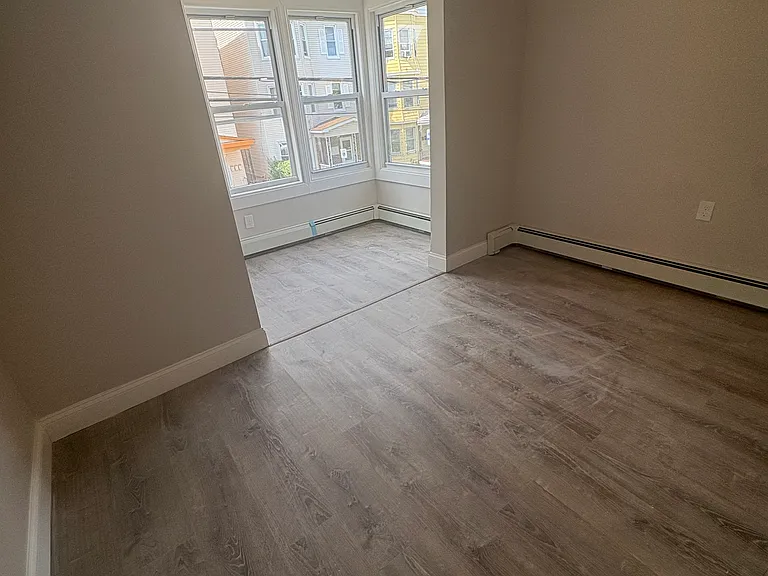 684 S 11th St #3 — Photo 7