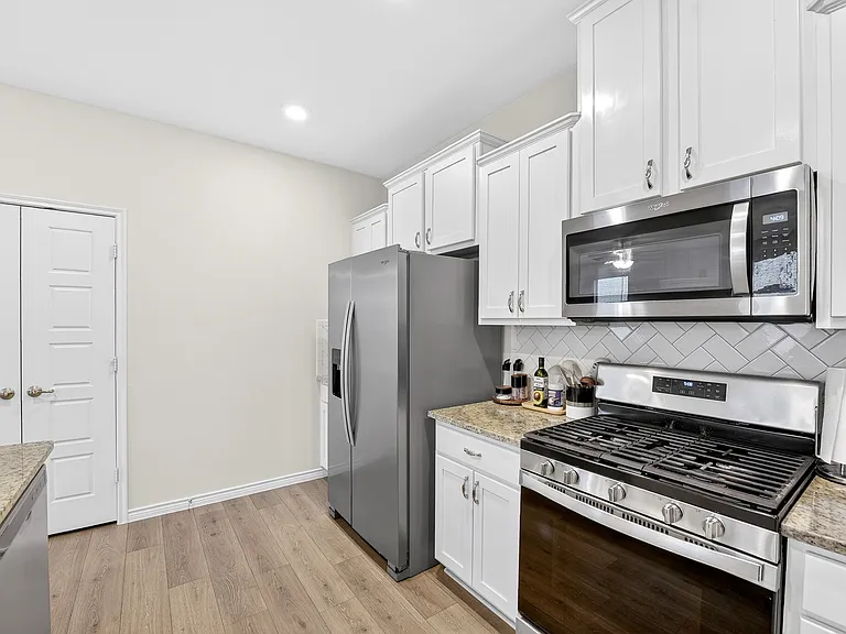 2261 Obsidian Dr — Photo 13