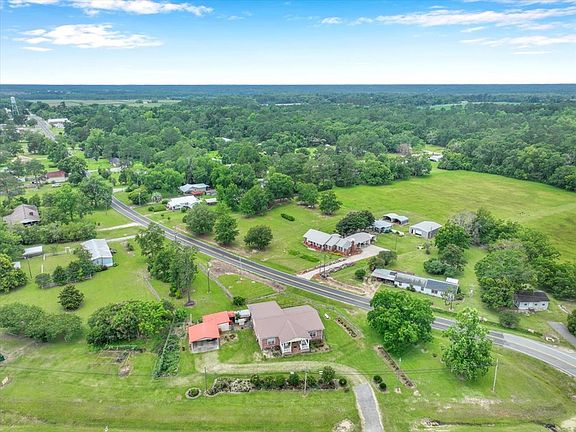 3rd image of 5808 State Highway 133 S