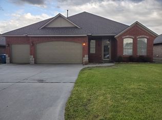 424 NE 22nd St, Newcastle, OK 73065