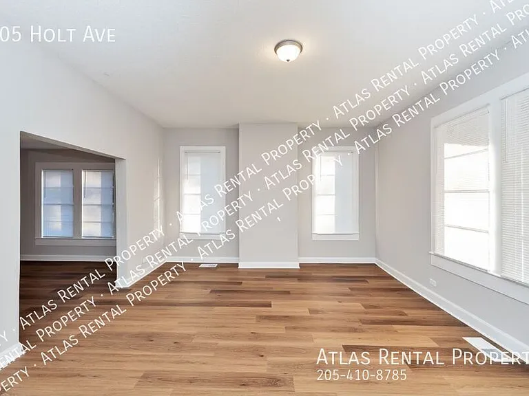 105 Holt Ave — Photo 12