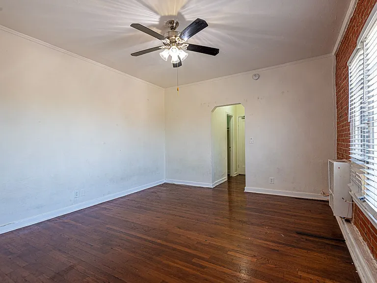 1059 S. Manhattan Pl — Photo 23