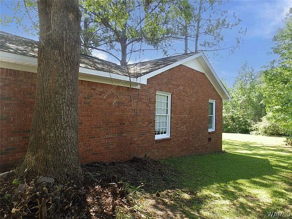 3rd image of 5617 Woodberry Ln
