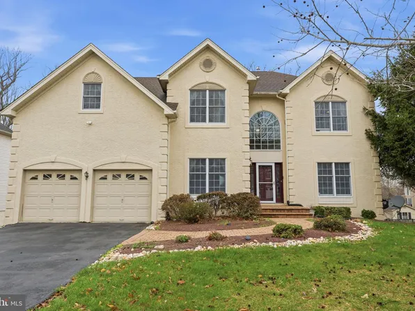 3790 Powder Horn Dr, Furlong, PA 18925