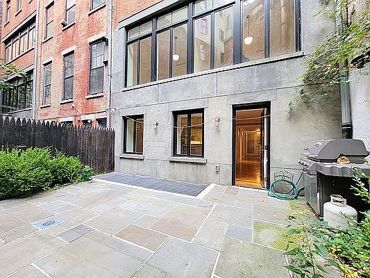 3rd image of 110 E 10th St #A