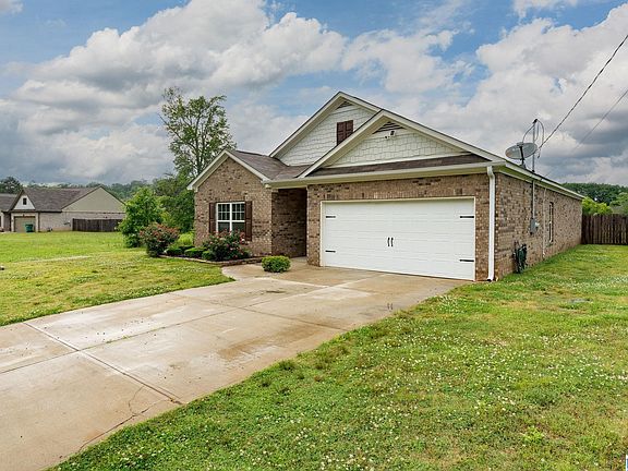 2nd image of 18536 Wiregrass Dr