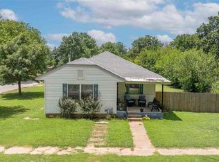 529 S Apple Ave, Newkirk, OK 74647