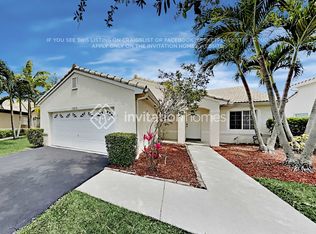 18931 NW 5th St, Hollywood, FL 33029
