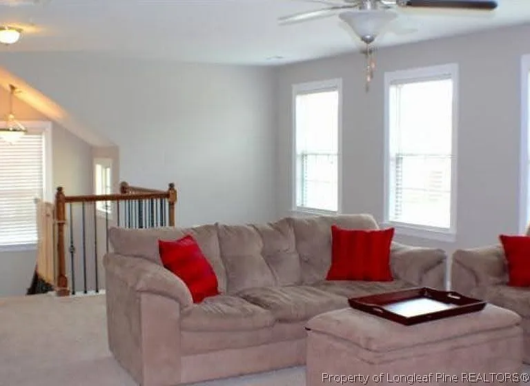 1437 Vergeland Dr — Photo 18