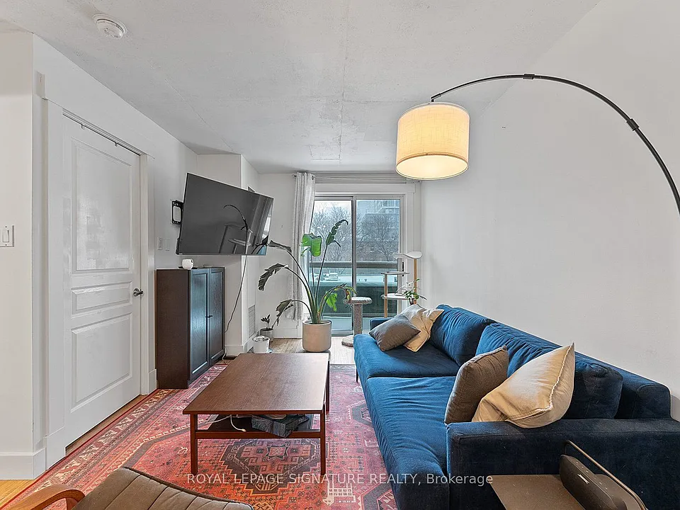 323 Richmond St E #316