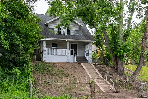 415 Elgin Ave NW Photo 1 415 Elgin Ave NW Photo 1
