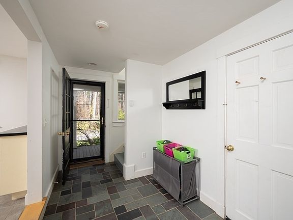 5th image of 517 Franklin St