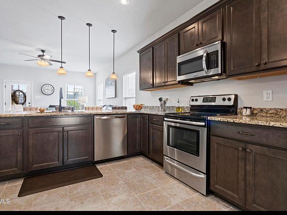 3rd image of 14111 Saddie St