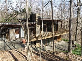 1st image of 3 Orchard Brook Dr