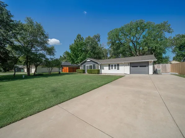 211 Reyer St, Rose Hill, KS 67133