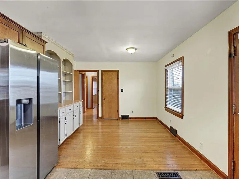 2608 Meadow Dr — Photo 11