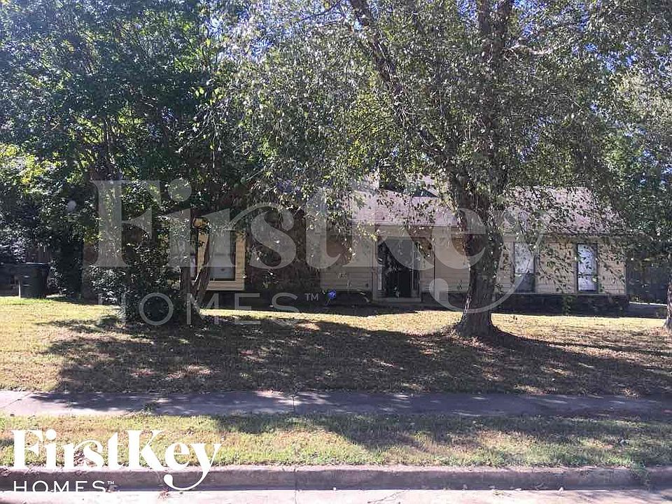 1st image of 4445 Laird Dr