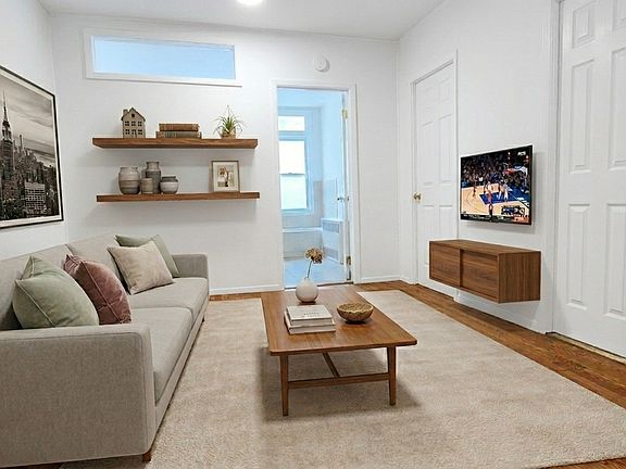 3rd image of 270 W 25th St APT 2B